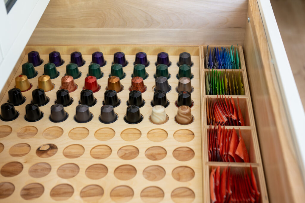 Home maintenance and organization support services